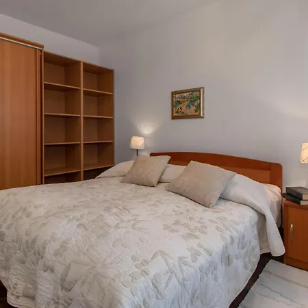 Cozy In With Wifi Apartament *