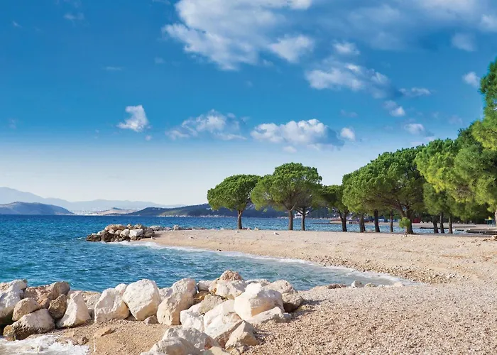 Cozy In With Wifi Apartament Jadranovo